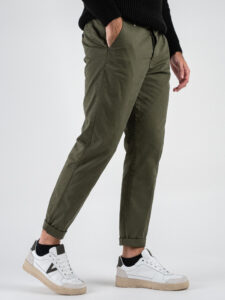 BERNA Pantalone chinos in cotone 246225 Avocado (1)
