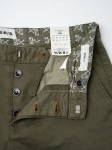 BERNA Pantalone chinos in cotone 246225 Avocado (5)