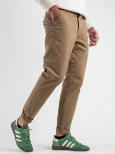 BERNA Pantalone chinos in cotone 246225 Cammello (5)