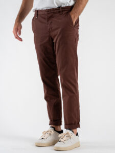 BERNA Pantalone chinos in cotone 246225 Paprica (7)