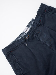 BERNA Pantalone cropped morbido con pinces 246097 Blu (9)