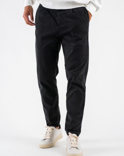 BERNA Pantalone cropped morbido con pinces 246097 Nero