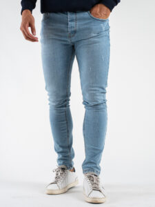 BL11 Jeans vestibilità slim fit con piccole graffiature 05BL Azzurro Chiaro (4)