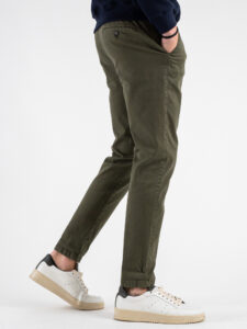 BL11 Pantalone chinos basico autunnoinverno BISIO Avocado (6)