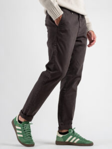 BL11 Pantalone chinos basico autunnoinverno BISIO Castagna (6)