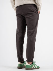 BL11 Pantalone chinos basico autunnoinverno BISIO Castagna (8)
