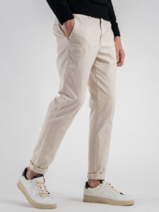 BL11 Pantalone chinos basico autunnoinverno BISIO Panna (5)