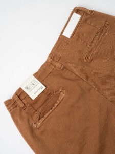 BL11 Pantalone chinos basico autunnoinverno MIRTOS Bruciato (1)