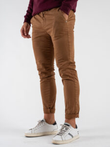 BL11 Pantalone chinos basico autunnoinverno MIRTOS Bruciato (4)