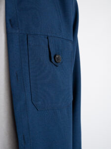 Coordinato Camicia con tasca frontale + Pantalone baggy fit con coulisse 7760 Blu (6)