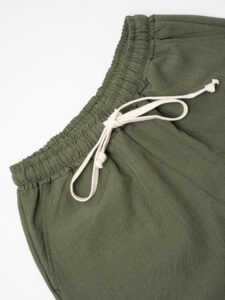 Coordinato Camicia con tasca frontale + Pantalone baggy fit con coulisse 7760 Verde (12)