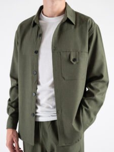 Coordinato Camicia con tasca frontale + Pantalone baggy fit con coulisse 7760 Verde (4)