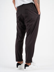 IMPERIAL Pantalone da abito con gamba morbida e pinces PD9CIBV Moro (5)