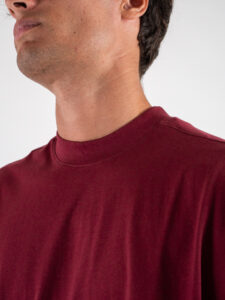 OVER-D T-shirt basica in cotone oversize con taglio boxing OE1F2W4T04 Bordeaux (2)