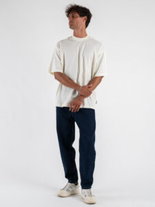 OVER-D T-shirt basica in cotone oversize con taglio boxing OE1F2W4T04 Panna (2)