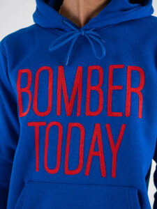 SUPERCULTURE Felpa con cappuccio felpata con ricamo a catenella BOMBER TODAY A931 RoyalRosso (3)