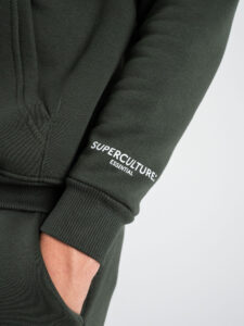 SUPERCULTURE Felpa con cappuccio felpata t.unita con logo sul polso JOY-Z Militare (3)