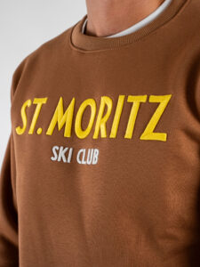 SUPERCULTURE Felpa girocollo felpata con ricamo catenella A951 ST.MORITZ Cammello4