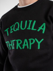 SUPERCULTURE Felpa girocollo felpata con ricamo catenella A955 TEQUILA THERAPY Nera (5)