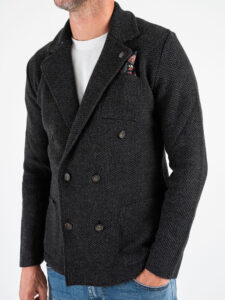V2 Giacca in maglia misto lana lavorata occhio di pernice doppiopetto con pochette GUOPED Antracite (6)