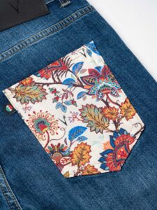 V2 Jeans blu slim con patch fiorata sulla tasca posteriore NEW YORK Blu Denim221