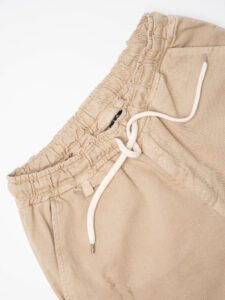 V2 Jeans con coulisse, piccole graffiature, pacht laterali DRILL Sabbia (8)