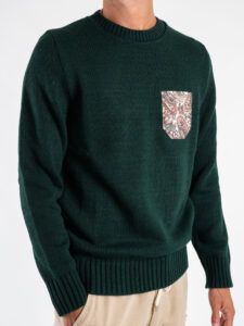 V2 Maglione girocollo misto lana con taschino bianco stampa Floreale MAO Verde (2)