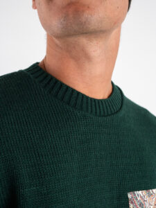 V2 Maglione girocollo misto lana con taschino bianco stampa Floreale MAO Verde (3)