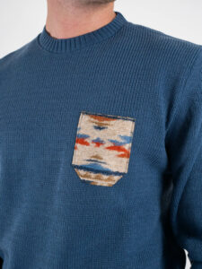 V2 Maglione girocollo misto lana con taschino stampa atzeco MAO Jeans (1)