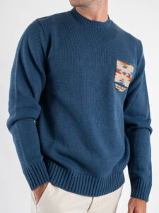 V2 Maglione girocollo misto lana con taschino stampa atzeco MAO Jeans (2)
