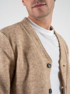 BL11 Cardigan in lana cotta con bottoni REF Beige (3)