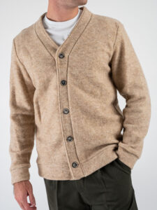 BL11 Cardigan in lana cotta con bottoni REF Beige (4)