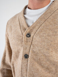 BL11 Cardigan in lana cotta con bottoni REF Beige (5)