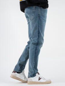 BL11 Jeans basico senza rotture SUPERFLEX Azzurro (4)