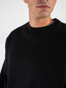 Felpa girocollo con scritta sul retro 24845 Nero (3)