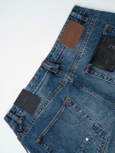 GIANNI LUPO Jeans con patch colorate, schizzi di pittura e catenella rimovibile GL174F Blu (1)