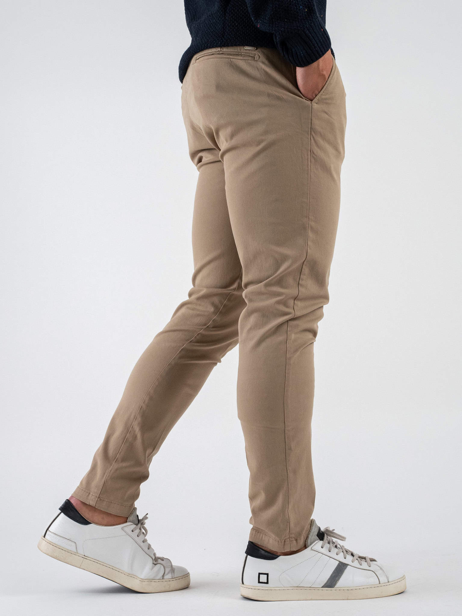 Gianni lupo pantaloni 2025