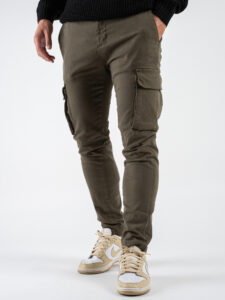 OVER-D Pantalone con tasche laterali OE1F2W4P05 Verde Militare (3)