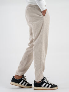 OVER-D Pantalone in velluto con gamba morbida OE1F2W4P47 Avorio (6)