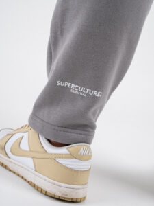 SUPERCULTURE Pantalone tuta con tasconi laterali e fondo liscio SCOTT-Z Ferro (1)