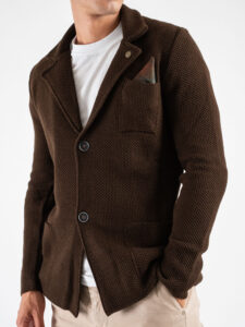 V2 Giacca in maglia misto lana lavorata occhio di pernice monopetto con pochette GUOPE Moro (4)