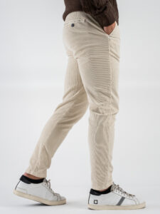 BERNA Pantalone in velluto a costine con tasca alla francese 246099 Panna (5)