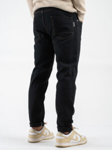 BL11 Jeans cropped JORGINHO Nero (7)