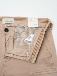 BL11 Pantalone cargo con tasconi laterali e tasca alla francese 32270480 Sabbia (7)