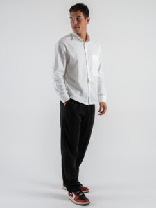 Camicia cropped in flanella leggera vestibilità over con tasca frontale GALLIPOLI Bianca (4)
