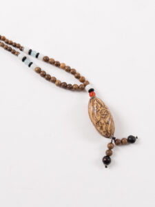 Collana Unisex fatta a mano Nepal buddista con ciondolo sasso beige XY800 Marrone