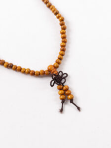 Collana corta Unisex fatta a mano Nepal buddista perline di legno 8041 Senape