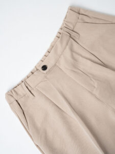 ESTASI Pantalone chinos morbido con coulisse e bottone in vita BARCELLONA INV Beige (7)