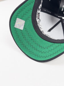 GOORIN BROS Cappellino in tessuto nero senza retina con patch in lana stampa leone KING (1)