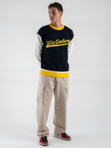 LES COSTUMES Maglione girocollo con ricamo logo frontale e maniche a contrasto LCFW25005 Blu (4)